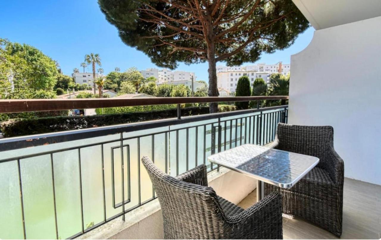 Superbe studio lumineux sur Cannes, à quelques minutes de la célèbre rue d'Antibes ! Exterior foto